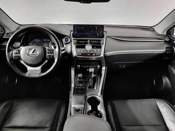 Lexus NX I Рестайлинг с пробегом 2019 года, цена 2 990 000 рублей, 173000 км, внедорожник, Автокод Объявления