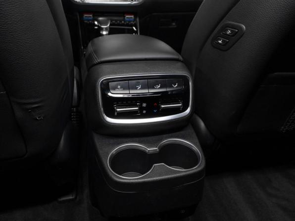 Kia Mohave I Рестайлинг 2 с пробегом 2023 года, цена 5 750 000 рублей, 42491 км, внедорожник, Автокод Объявления