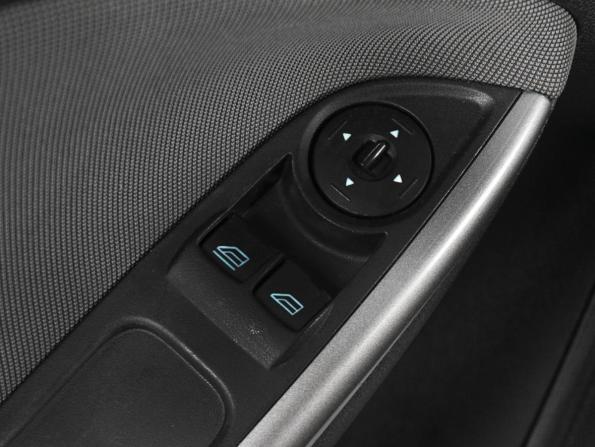 Ford Focus III с пробегом 2013 года, цена 899 000 рублей, 208628 км, седан, Автокод Объявления