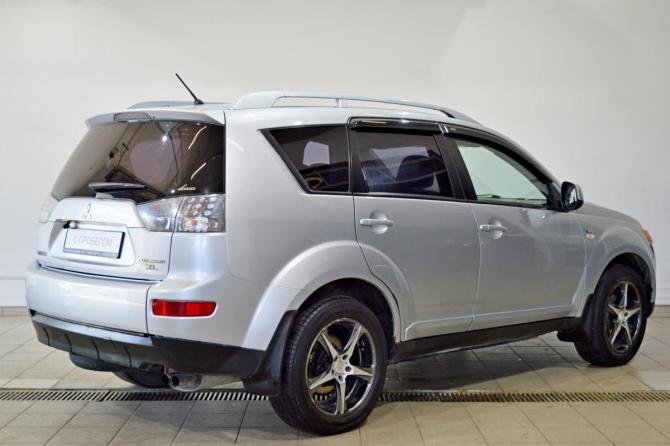 Mitsubishi Outlander II с пробегом 2007 года, цена 799 000 рублей, 258300 км, внедорожник, Автокод Объявления