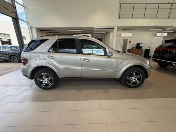 Mercedes-Benz M-Класс II (W164) с пробегом 2007 года, цена 1 106 500 рублей, 422284 км, внедорожник, Автокод Объявления