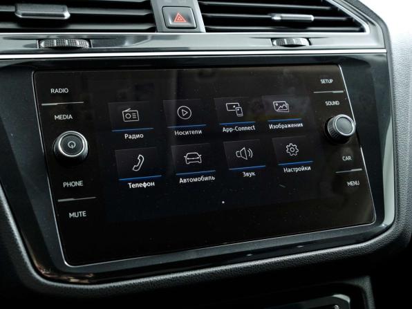 Volkswagen Tiguan II с пробегом 2019 года, цена 2 088 000 рублей, 100658 км, внедорожник, Автокод Объявления