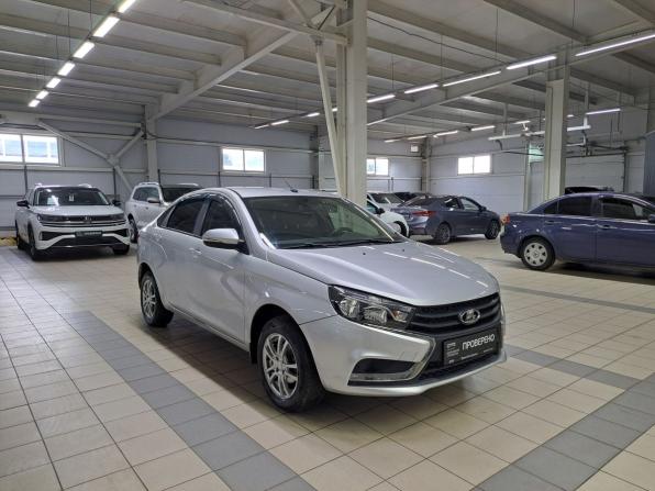 Lada (ВАЗ) Vesta I с пробегом 2020 года, цена 940 000 рублей, 128110 км, седан, Автокод Объявления