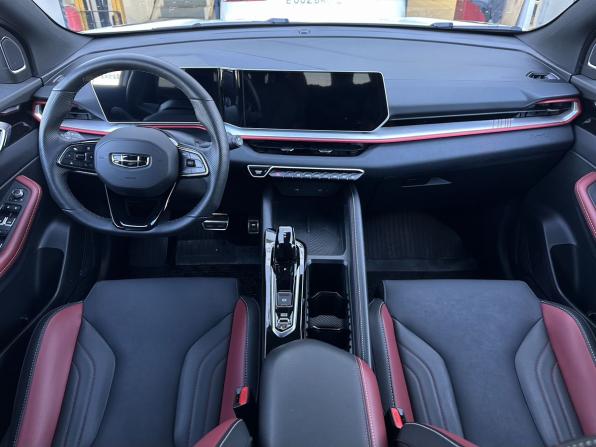 Geely Coolray I Рестайлинг с пробегом 2024 года, цена 2 250 000 рублей, 5788 км, внедорожник, Автокод Объявления