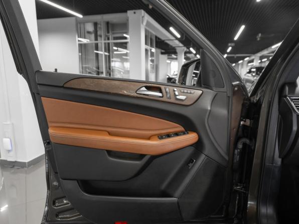 Mercedes-Benz GLE I (W166) с пробегом 2016 года, цена 3 330 000 рублей, 152529 км, внедорожник, Автокод Объявления