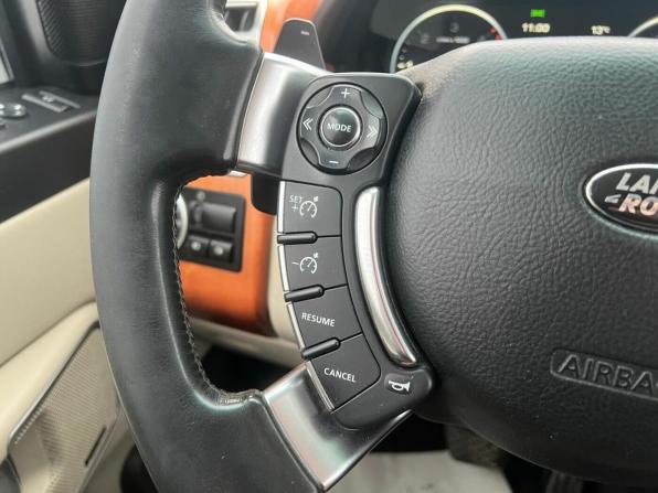 Land Rover Range Rover III Рестайлинг 2 с пробегом 2012 года, цена 1 765 000 рублей, 236203 км, внедорожник, Автокод Объявления