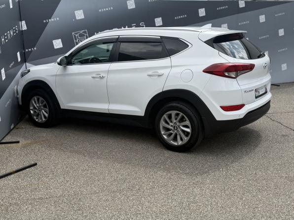 Hyundai Tucson III с пробегом 2018 года, цена 1 899 000 рублей, 176251 км, внедорожник, Автокод Объявления
