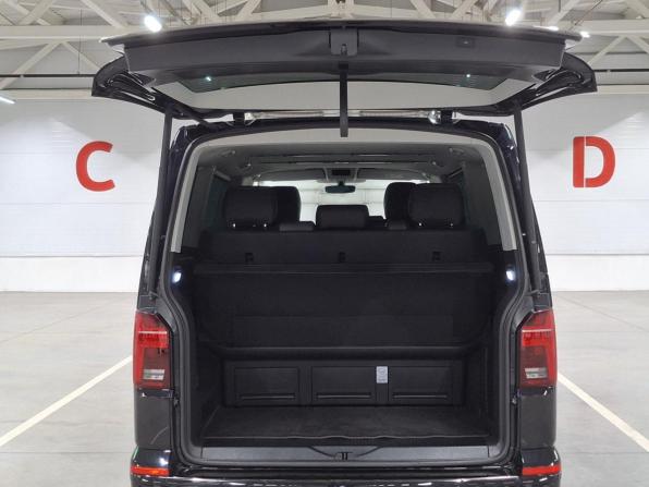 Volkswagen Multivan T6 Рестайлинг с пробегом 2020 года, цена 5 500 000 рублей, 110833 км, минивэн, Автокод Объявления