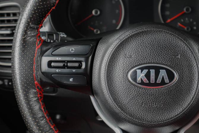 Kia Rio IV с пробегом 2019 года, цена 1 219 000 рублей, 221000 км, седан, Автокод Объявления