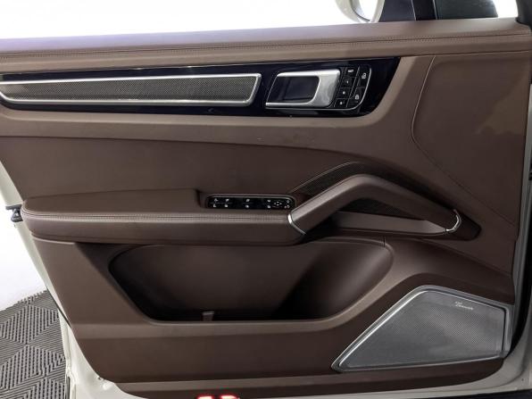 Porsche Cayenne III с пробегом 2019 года, цена 8 444 000 рублей, 63299 км, внедорожник, Автокод Объявления