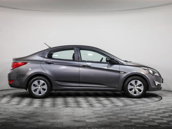 Hyundai Solaris I Рестайлинг с пробегом 2015 года, цена 1 219 000 рублей, 51033 км, седан, Автокод Объявления