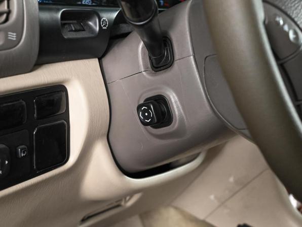 Toyota Land Cruiser 100 Series Рестайлинг 2 с пробегом 2006 года, цена 2 045 000 рублей, 204219 км, внедорожник, Автокод Объявления