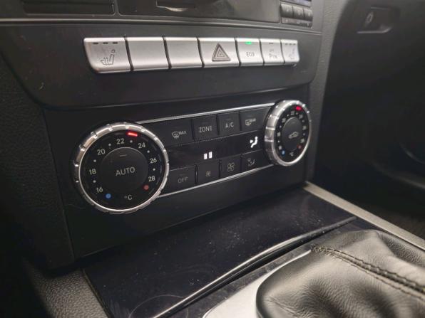 Mercedes-Benz C-Класс III (W204) Рестайлинг с пробегом 2013 года, цена 1 349 900 рублей, 228570 км, седан, Автокод Объявления