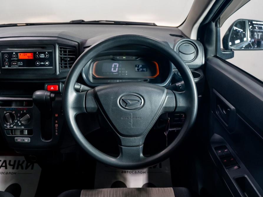 Daihatsu Mira e:S II Чита  - изображение 8