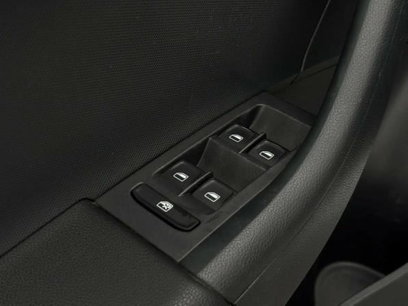 Skoda Rapid I с пробегом 2013 года, цена 790 000 рублей, 238710 км, лифтбек, Автокод Объявления