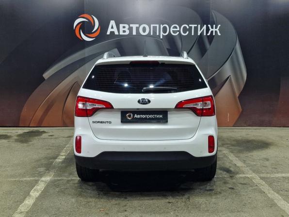 Kia Sorento II Рестайлинг с пробегом 2013 года, цена 1 950 000 рублей, 136546 км, внедорожник, Автокод Объявления