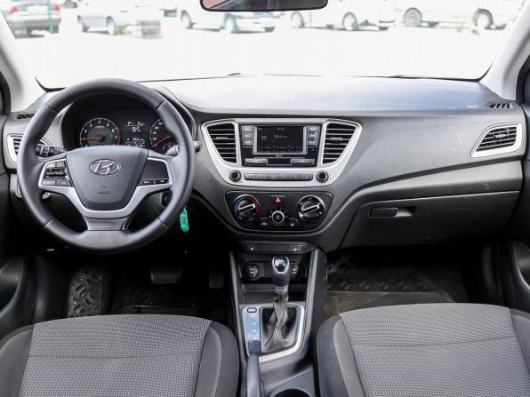 Hyundai Solaris II Рестайлинг с пробегом 2020 года, цена 1 169 000 рублей, 135120 км, седан, Автокод Объявления