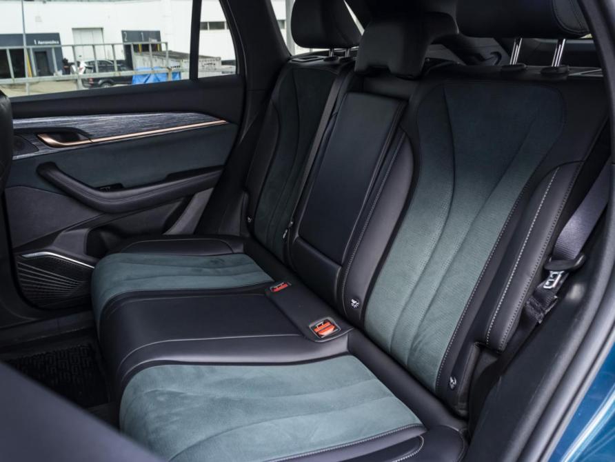 Geely Monjaro I Москва  - изображение 17