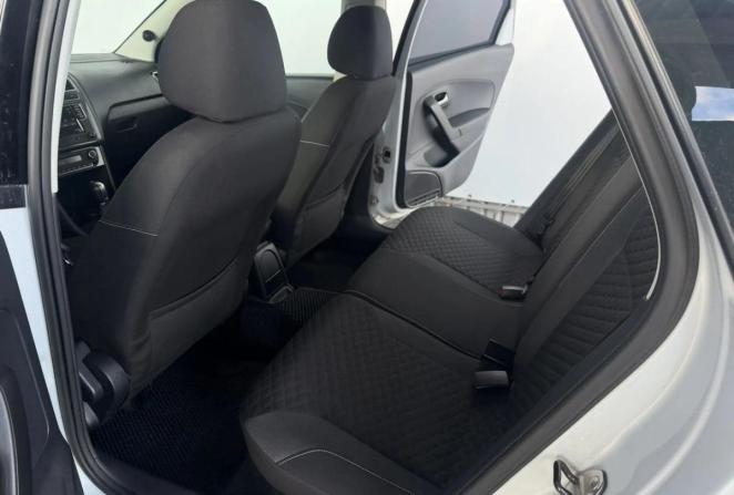 Volkswagen Polo V Рестайлинг с пробегом 2018 года, цена 1 349 000 рублей, 127456 км, седан, Автокод Объявления