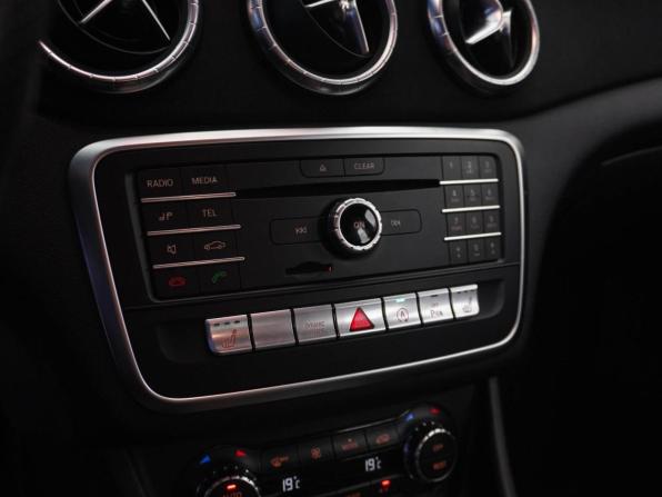 Mercedes-Benz CLA I (C117 X117) Рестайлинг с пробегом 2018 года, цена 1 970 055 рублей, 112975 км, седан, Автокод Объявления