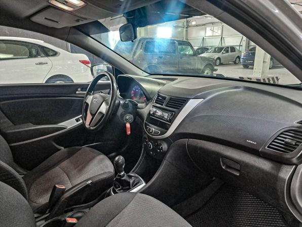 Hyundai Solaris I с пробегом 2013 года, цена 690 000 рублей, 222834 км, седан, Автокод Объявления