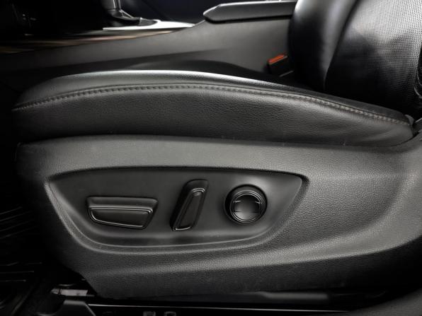 Toyota Camry VIII (XV70) с пробегом 2019 года, цена 3 005 000 рублей, 140087 км, седан, Автокод Объявления