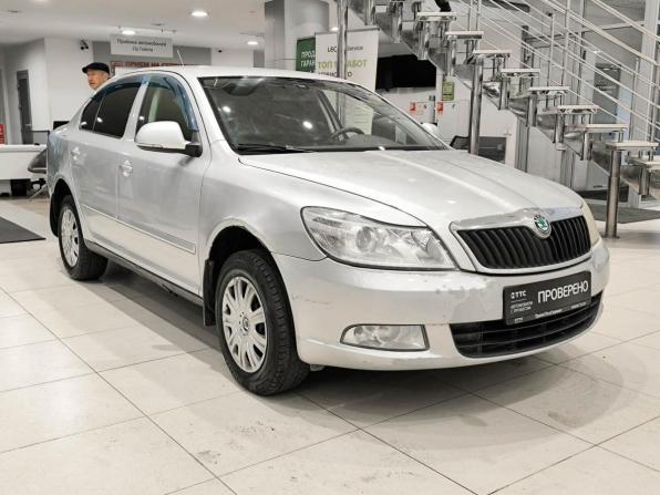 Skoda Octavia II (A5) Рестайлинг с пробегом 2012 года, цена 580 000 рублей, 255122 км, лифтбек, Автокод Объявления