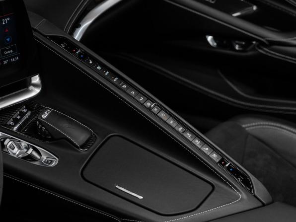 Chevrolet Corvette C8 с пробегом 2023 года, цена 16 527 000 рублей, 6747 км, кабриолет, Автокод Объявления