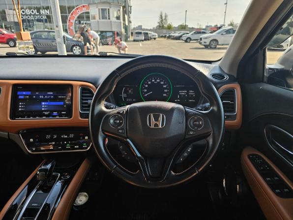 Honda Vezel I Рестайлинг с пробегом 2018 года, цена 1 850 000 рублей, 130015 км, внедорожник, Автокод Объявления