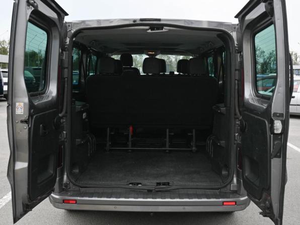 Opel Vivaro B с пробегом 2017 года, цена 2 249 000 рублей, 308924 км, минивэн, Автокод Объявления