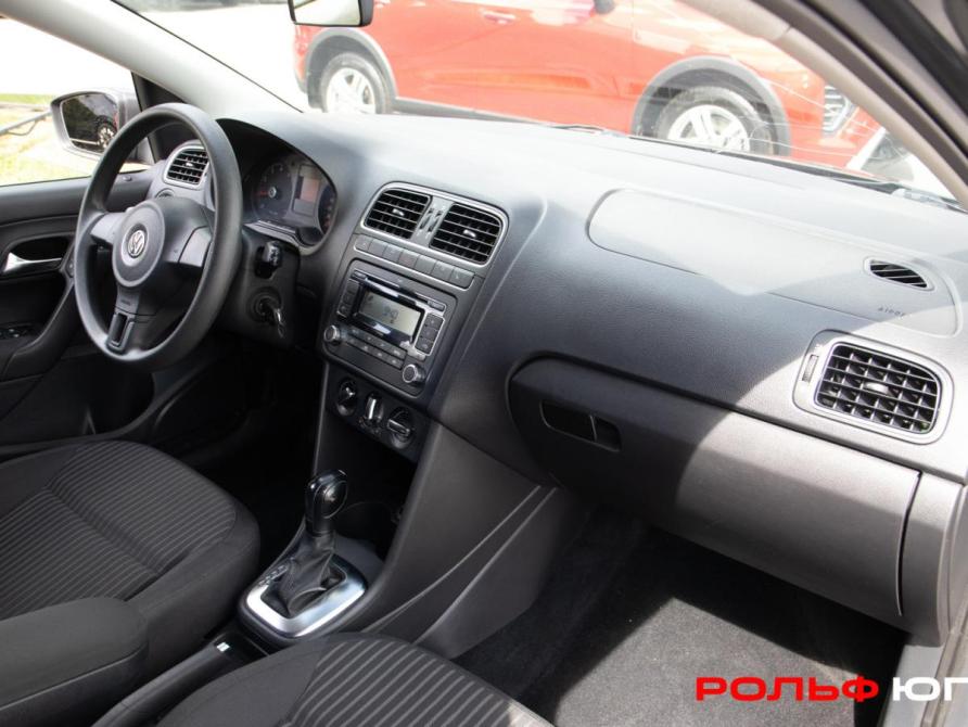 Volkswagen Polo V Москва  - изображение 8