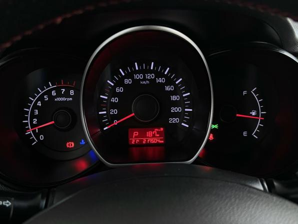 Kia Rio III Рестайлинг с пробегом 2015 года, цена 970 000 рублей, 217504 км, седан, Автокод Объявления
