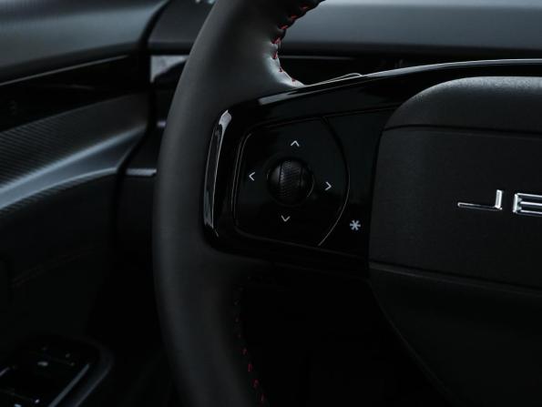 JETOUR DASHING I с пробегом 2023 года, цена 2 069 000 рублей, 25310 км, внедорожник, Автокод Объявления