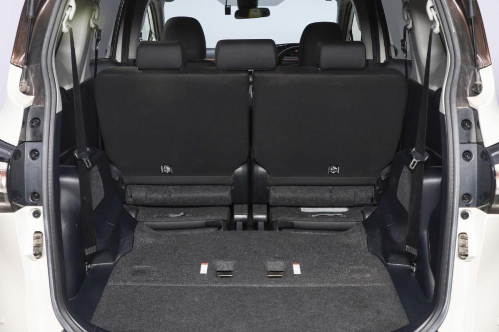Toyota Sienta II Рестайлинг Новосибирск  - изображение 19
