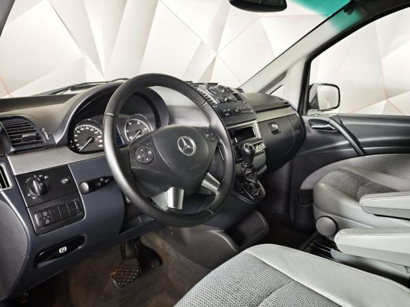 Mercedes-Benz Viano I (W639) Рестайлинг с пробегом 2011 года, цена 1 845 000 рублей, 272732 км, минивэн, Автокод Объявления