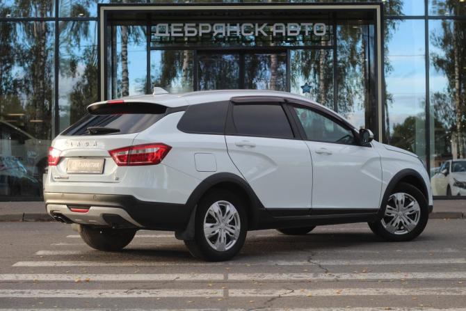 Lada (ВАЗ) Vesta I с пробегом 2018 года, цена 955 000 рублей, 129808 км, универсал, Автокод Объявления