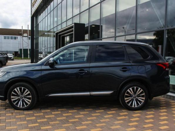 Mitsubishi Outlander III Рестайлинг 3 с пробегом 2019 года, цена 2 020 000 рублей, 127747 км, внедорожник, Автокод Объявления