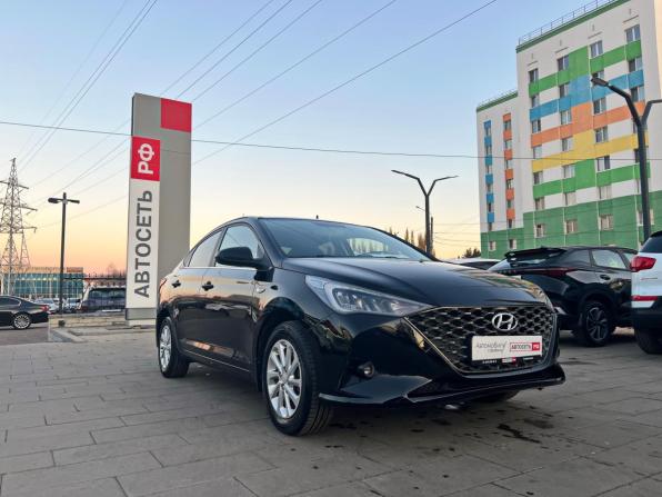 Hyundai Solaris II Рестайлинг с пробегом 2021 года, цена 1 590 000 рублей, 102245 км, седан, Автокод Объявления