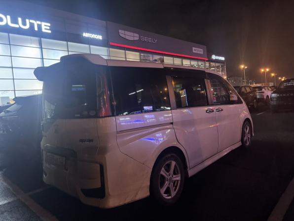 Honda Stepwgn V с пробегом 2015 года, цена 1 633 333 рубля, 152489 км, минивэн, Автокод Объявления