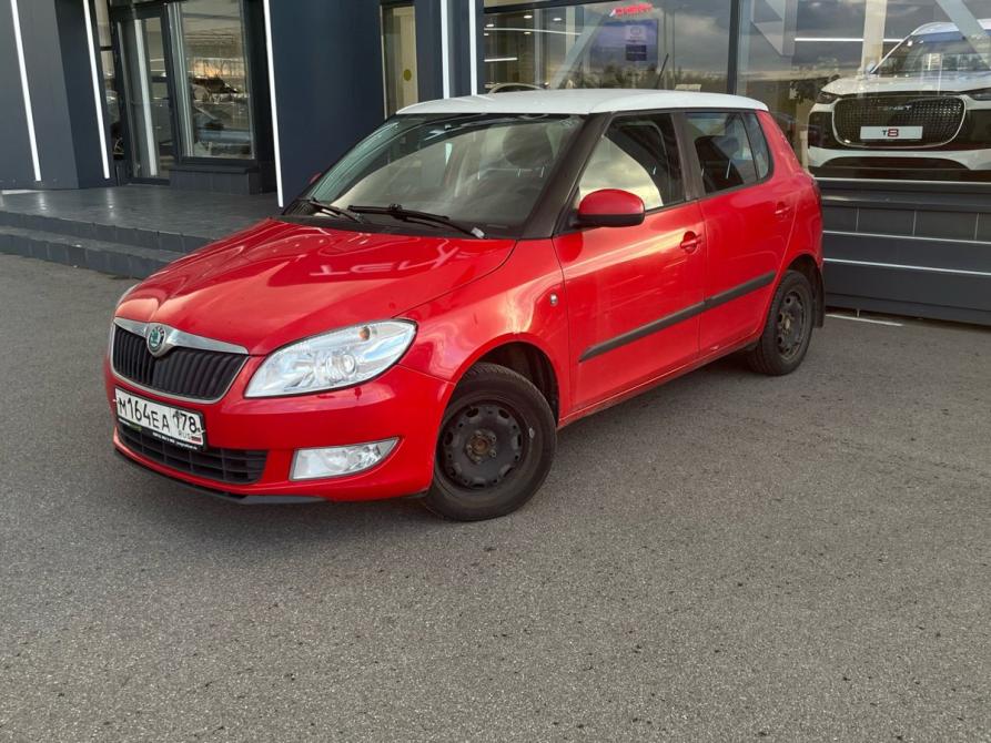 Skoda Fabia II Рестайлинг Санкт-Петербург  - изображение 1