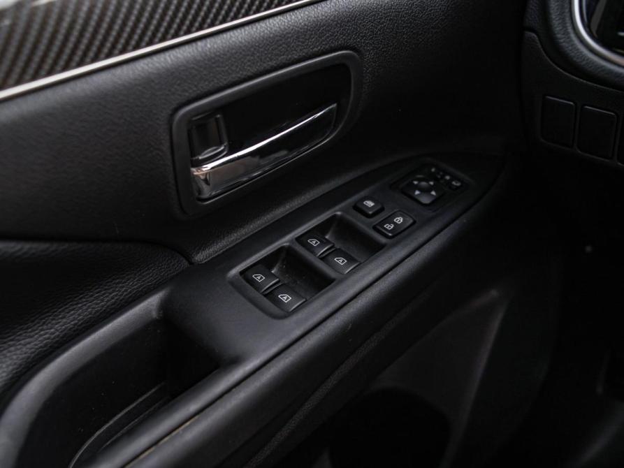 Mitsubishi Outlander III Рестайлинг 3 Санкт-Петербург  - изображение 12