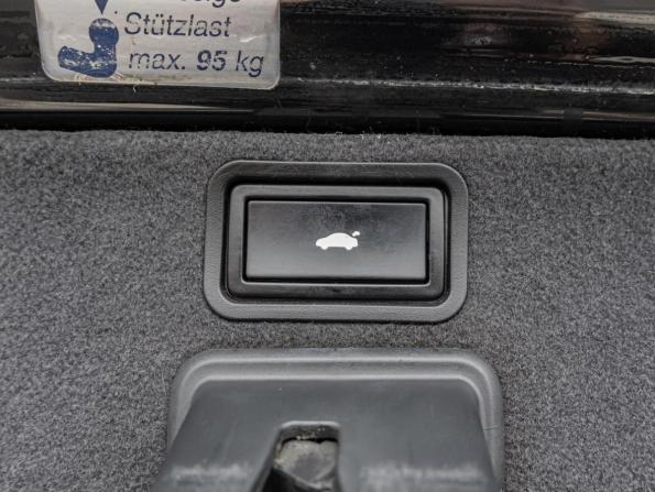 Audi S8 II (D3) Рестайлинг с пробегом 2007 года, цена 1 575 000 рублей, 94558 км, седан, Автокод Объявления