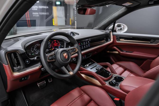Новый Porsche Cayenne III Рестайлинг 2025 года, цена 24 050 000 рублей, внедорожник, Автокод Объявления