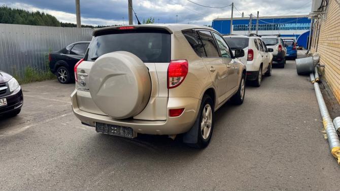 Toyota RAV4 III (XA30) с пробегом 2006 года, цена 890 000 рублей, 285000 км, внедорожник, Автокод Объявления