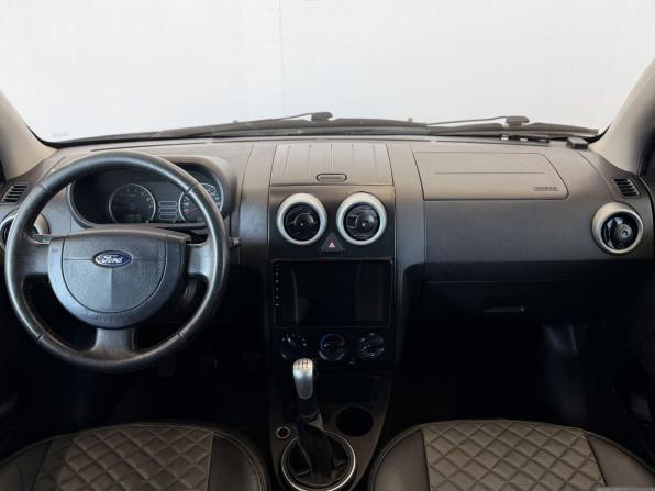 Ford Fusion I Рестайлинг с пробегом 2005 года, цена 269 000 рублей, 280490 км, хэтчбек, Автокод Объявления