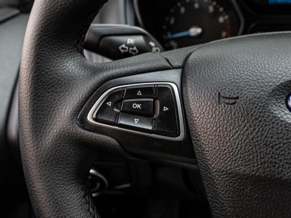 Ford Focus III Рестайлинг с пробегом 2018 года, цена 1 095 000 рублей, 117097 км, универсал, Автокод Объявления