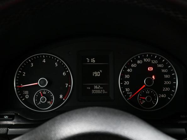 Volkswagen Jetta V с пробегом 2010 года, цена 699 000 рублей, 308823 км, седан, Автокод Объявления