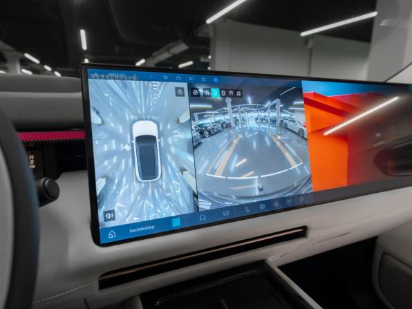 Lynk &amp; Co 900 с пробегом 2026 года, цена 8 350 000 рублей, 27 км, внедорожник, Автокод Объявления