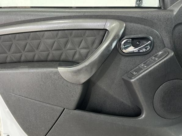 Renault Duster I Рестайлинг с пробегом 2015 года, цена 939 000 рублей, 153922 км, внедорожник, Автокод Объявления