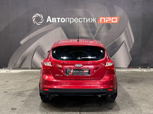 Ford Focus III с пробегом 2012 года, цена 570 000 рублей, 262229 км, хэтчбек, Автокод Объявления
